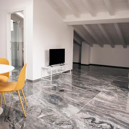 La Dimora Dell'aquila Apartman *